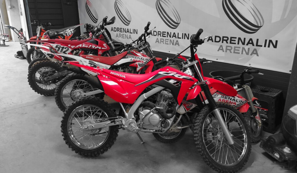 Adrenalin Arena - Rendi tsikkel